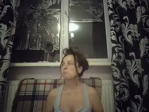 LindaStarS online show from 01/30/25, 04:55
