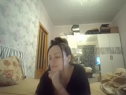 LindaStarS online show from 02/06/25, 07:29
