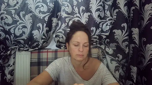 LindaStarS online show from 11/01/25, 07:54