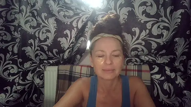 LindaStarS online show from 07/10/26, 04:06