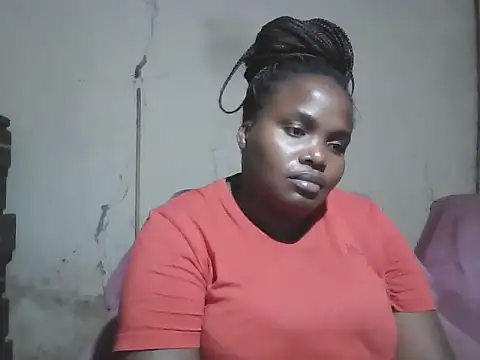 Snapshot of sexybigboobz chatting on 10/19/25, 04:29 sexybigboobz online show from 10/19/25, 04:29