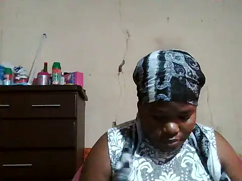 Snapshot of sexybigboobz chatting on 01/19/26, 05:11 sexybigboobz online show from 01/19/26, 05:11