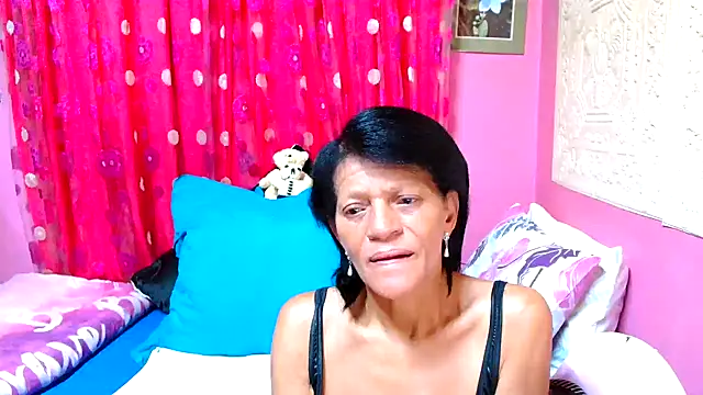 SLUTTYROXY online show from 01/07/25, 06:38