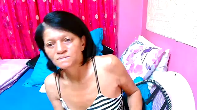 SLUTTYROXY online show from 01/07/25, 05:20