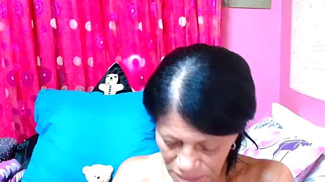 SLUTTYROXY online show from 01/28/25, 10:12