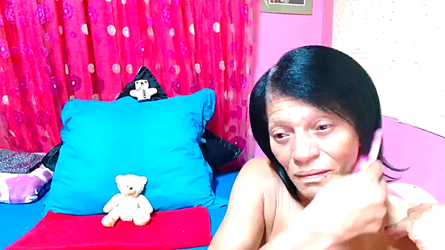 SLUTTYROXY online show from 01/31/25, 05:32