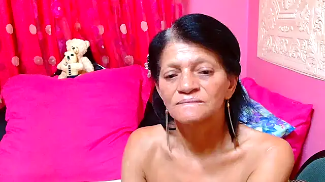 SLUTTYROXY online show from 02/05/25, 07:18
