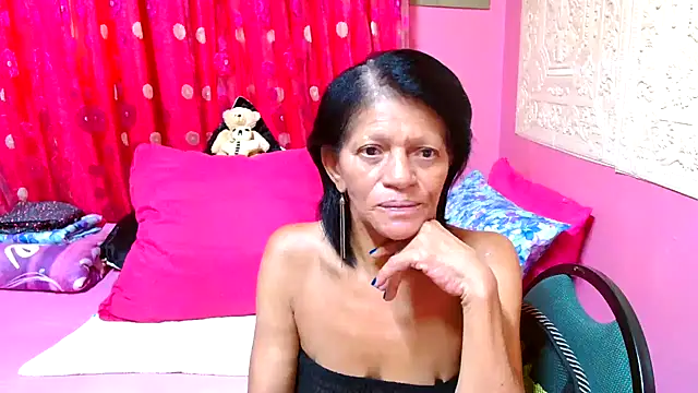SLUTTYROXY online show from 02/06/25, 07:56