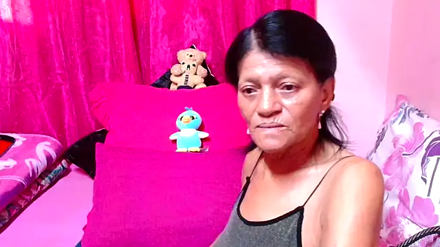 SLUTTYROXY online show from 12/01/25, 06:07