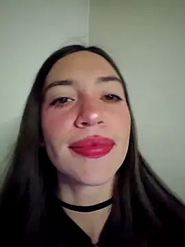 loveuu-bae online show from 10/01/25, 12:49