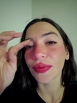 loveuu-bae online show from 10/07/25, 12:41