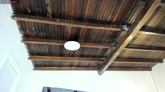 Snapshot of moonsweet1 chatting on 10/24/25, 06:26 moonsweet1 online show from 10/24/25, 06:26