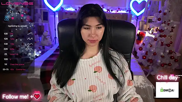 EmilyCandyy online show from 12/17/24, 10:34