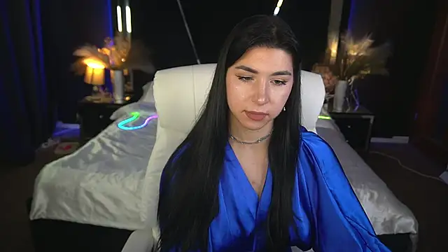 EmilyCandyy online show from 11/11/25, 06:57