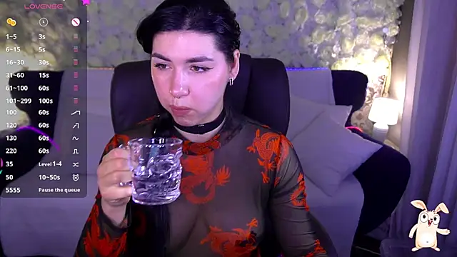 EmilyCandyy online show from 06/05/26, 06:31
