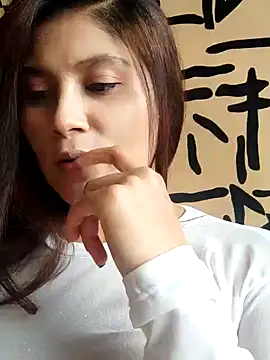 kinky milaxh online show from 02/04/25, 09:20