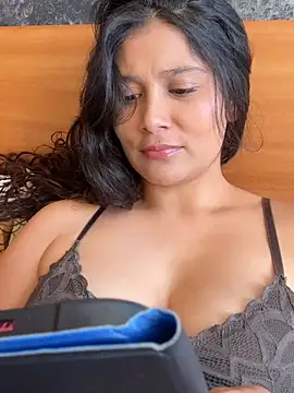 kinky milaxh online show from 07/18/26, 08:01