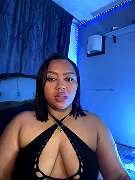 yanza2002 online show from 10/22/25, 11:48