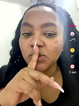 Snapshot of yanza2002 chatting on 05/16/26, 12:18 yanza2002 online show from 05/16/26, 12:18