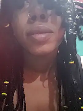 Snapshot of HONEYSWEETS_LIVE chatting on 11/28/25, 08:55 HONEYSWEETS LIVE online show from 11/28/25, 08:55