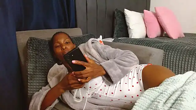 SoftRosee online show from 11/07/25, 08:20