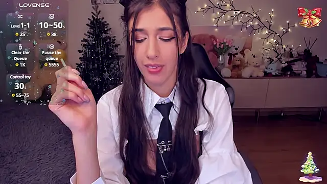 MiaSilkX online show from 12/17/24, 06:09