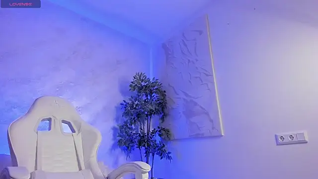 lissababe1 online show from 05/20/26, 08:59