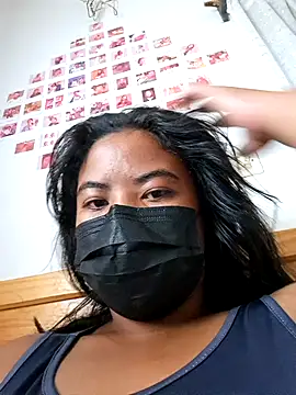 Artinah22 online show from 12/28/24, 05:02