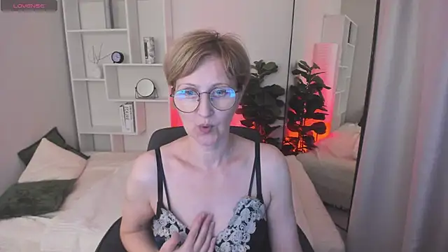 Paris Cherry online show from 06/07/26, 04:49