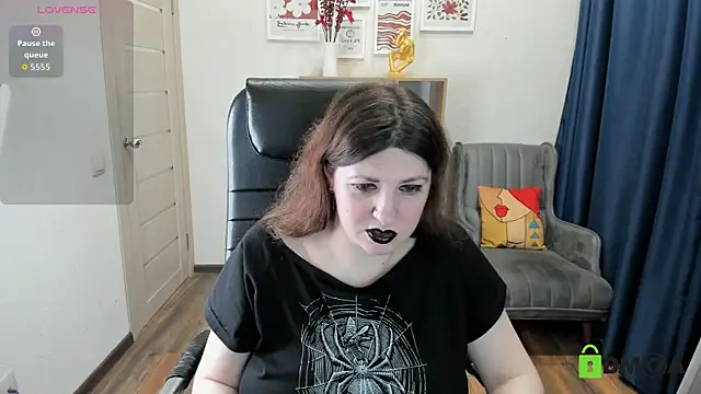 Snapshot of Black_Black_Rose chatting on 07/11/26, 08:11 Black Black Rose online show from 07/11/26, 08:11