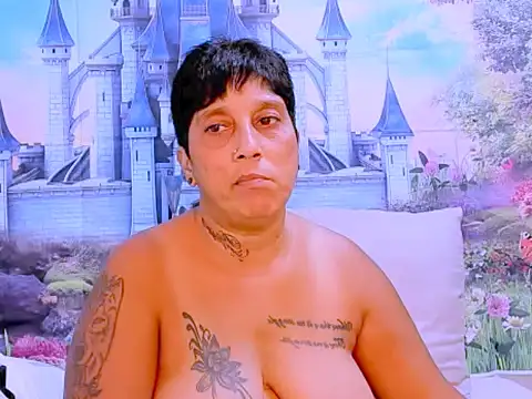 indianroxy online show from 02/01/25, 04:33