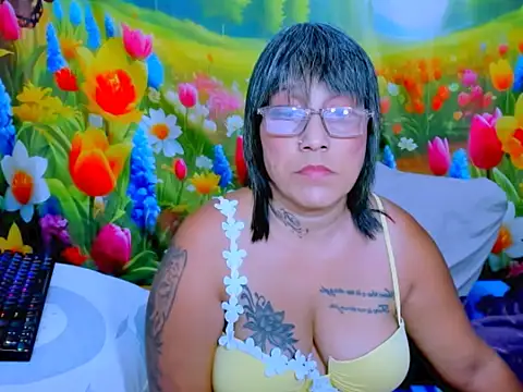 indianroxy online show from 06/07/26, 09:07