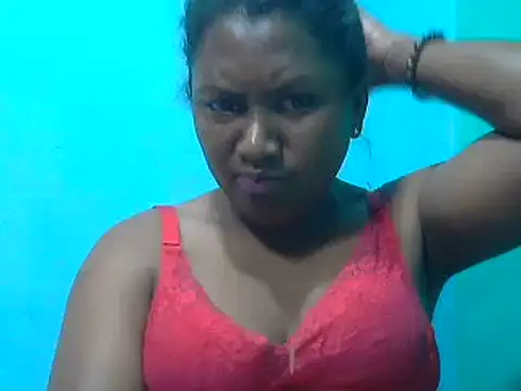 Snapshot of cutybigass chatting on 10/07/25, 05:43 cutybigass online show from 10/07/25, 05:43