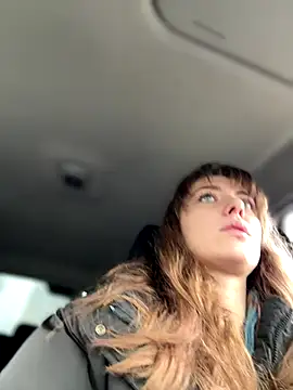 MariiD online show from 11/11/25, 09:20