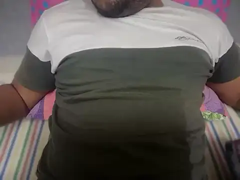 Randy642001 online show from 10/28/25, 01:25