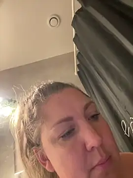 Snapshot of Anna_Alexa chatting on 12/03/25, 08:51 Anna Alexa online show from 12/03/25, 08:51