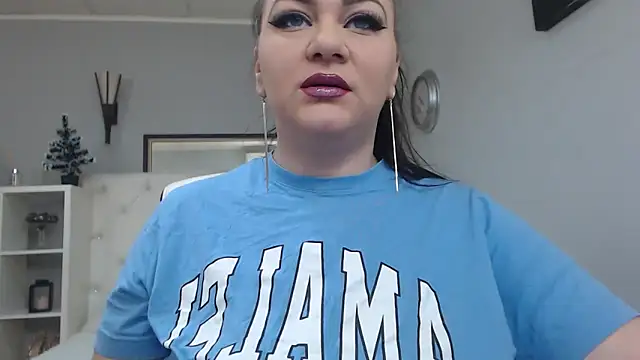 ClaraJoyFG online show from 01/21/25, 07:50
