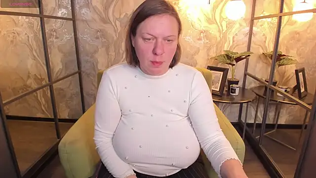 Snapshot of KellyPerfection chatting on 02/12/25, 05:05 KellyPerfection online show from 02/12/25, 05:05