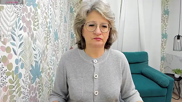 EvelynJoyful online show from 12/02/24, 05:15