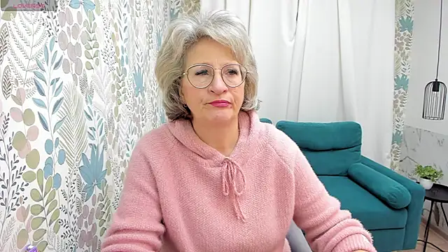 EvelynJoyful online show from 12/16/24, 05:17