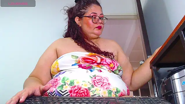 ashelymalefica online show from 05/25/26, 06:47