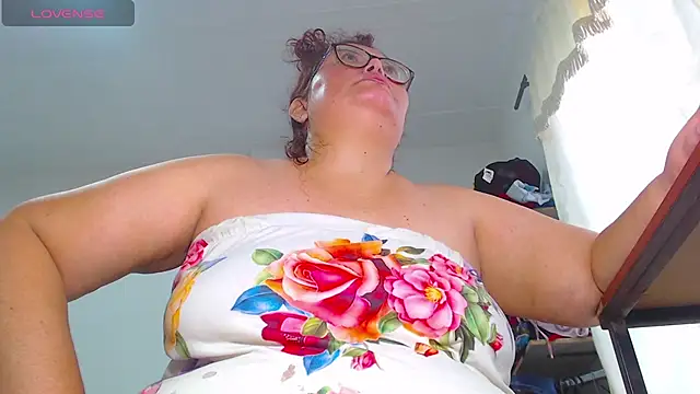 ashelymalefica online show from 06/11/26, 07:56