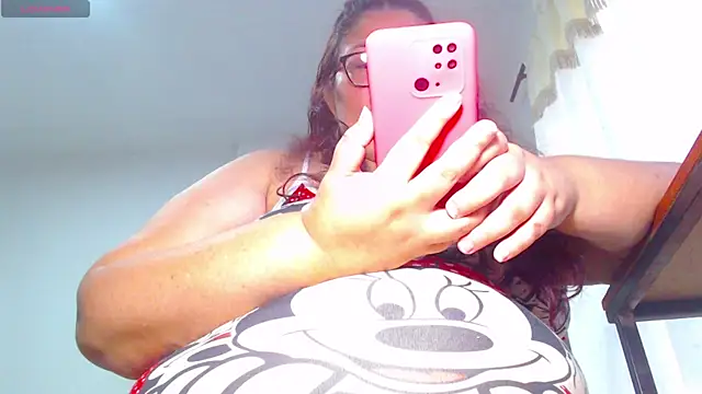 ashelymalefica online show from 06/18/26, 08:24