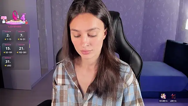 Snapshot of EllaFresh chatting on 09/23/25, 11:08 EllaFresh online show from 09/23/25, 11:08