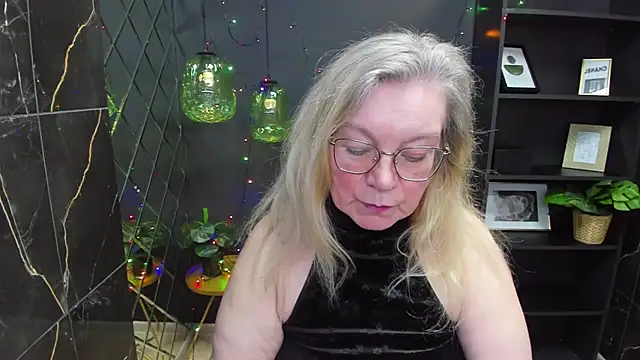 NataliMellow online show from 12/29/24, 04:19