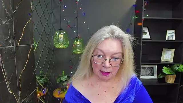 NataliMellow online show from 12/30/24, 01:14