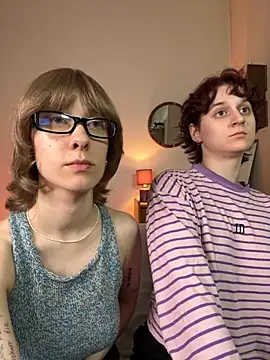 Jitoon Exe online show from 10/19/25, 05:46