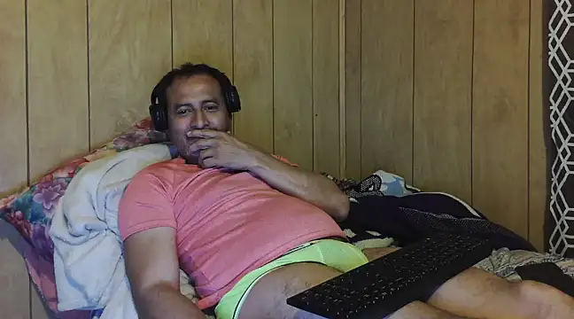 dantehot2020 online show from 12/20/24, 04:42