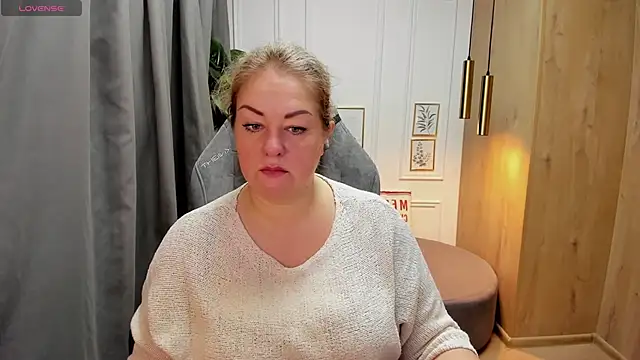 JenniferLight online show from 01/20/25, 07:14
