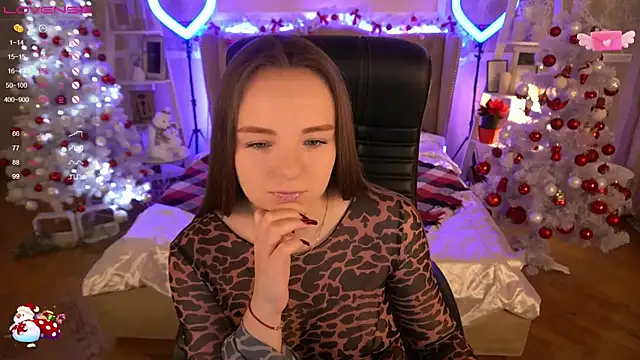 FoxyShy online show from 12/14/24, 06:35